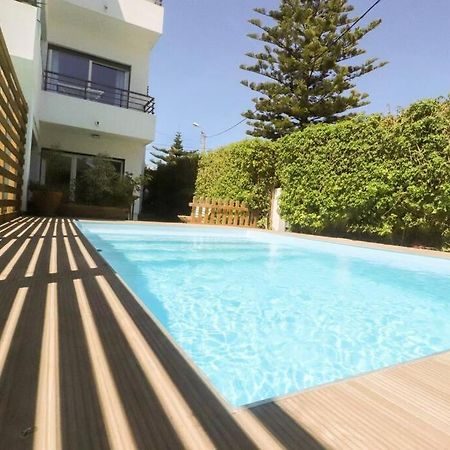Cascais Getaway With A Shared Pool Apartment Exterior photo